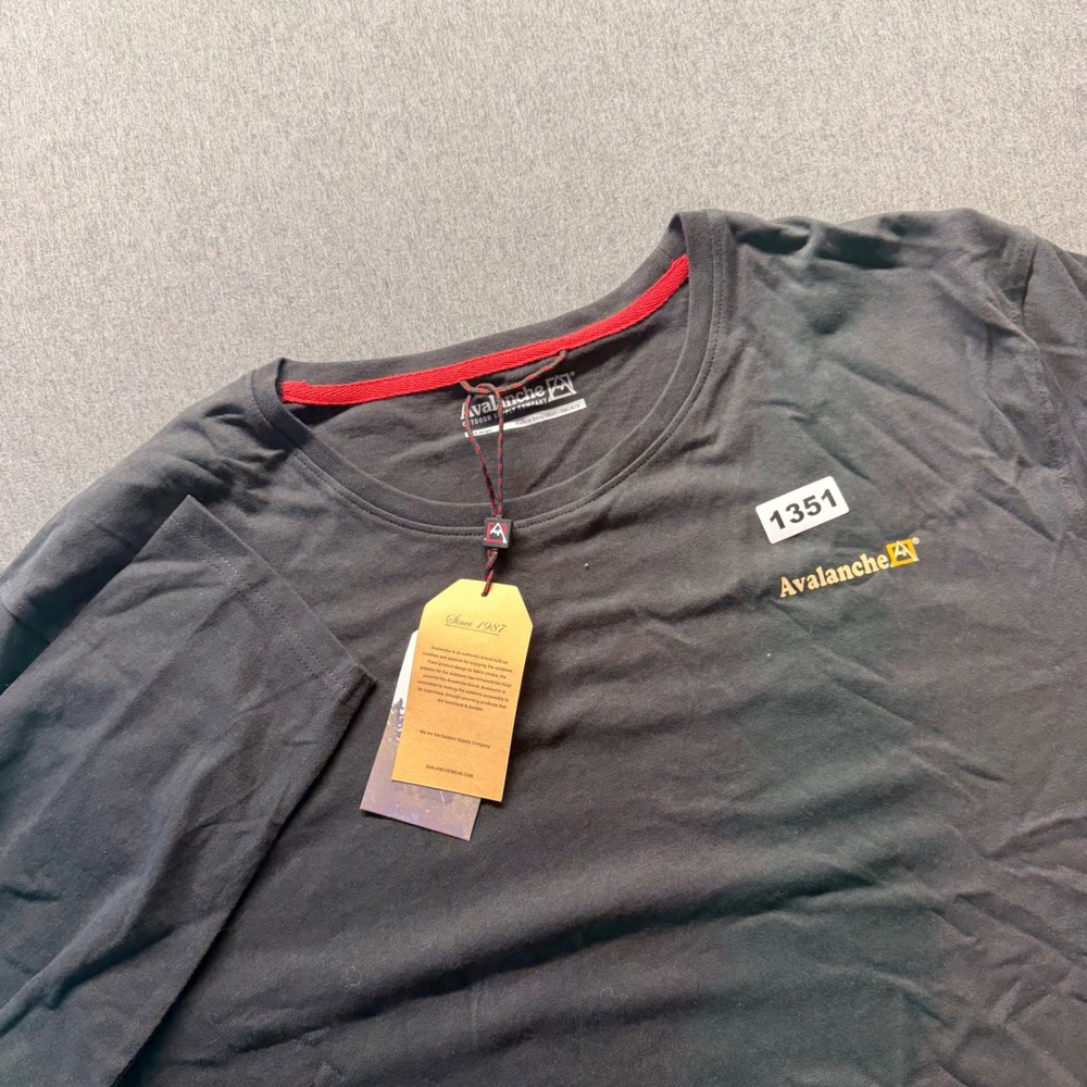 Avalanche Outdoor Supply Co Mens Long Sleeve Crewneck Tee Shirt Gray XL NWT